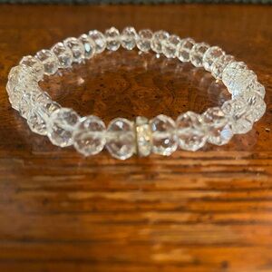 Elegant Clear Crystal Bracelet